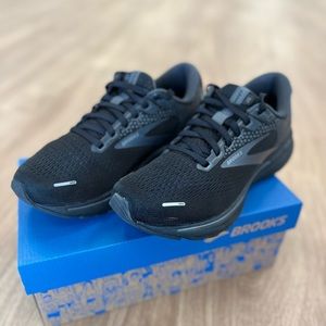 Brooks Women’s Ghost 14 size 8